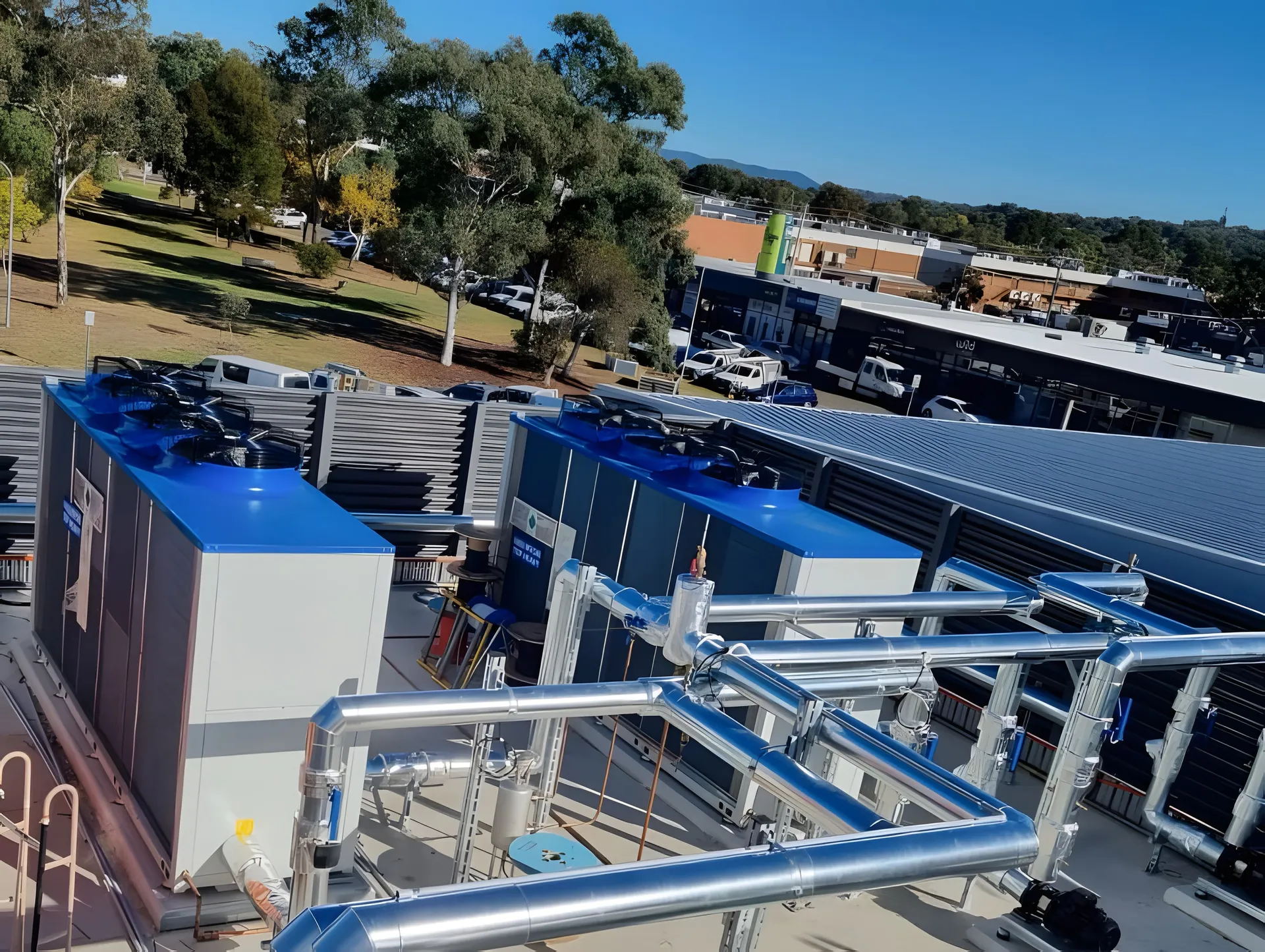Rooftop heat pumps and insulated pipework