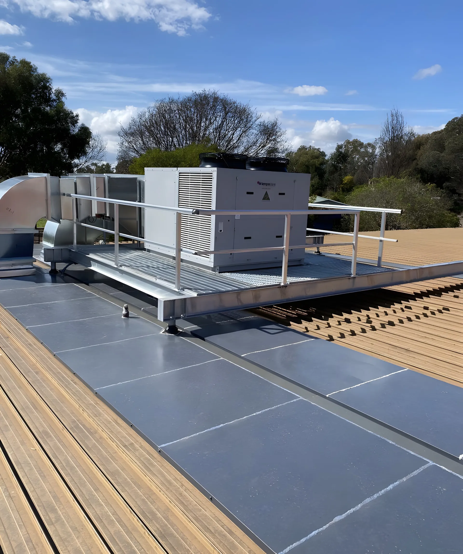 Rooftop unit on the new structural platform